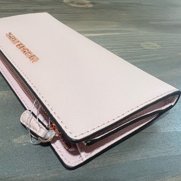 ✨🏷️SALE✨NWT Michael Kors Jet Set Lg Carryall Bifold Wallet w/ Card Case, Blossom - Picture 12 of 12